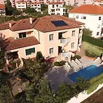 In With Balcony, Air Conditioning, Wifi 858-1 Zadar