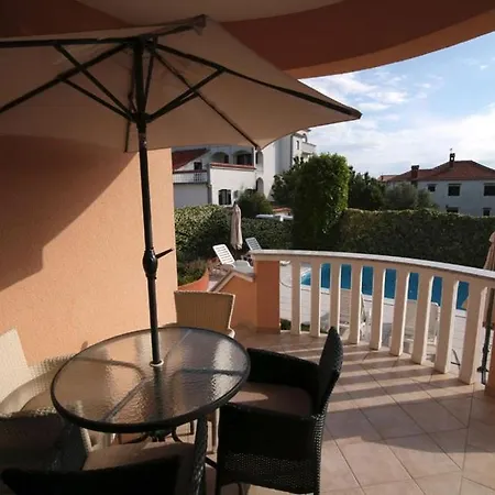 In With Balcony, Air Conditioning, Wifi 858-1 *