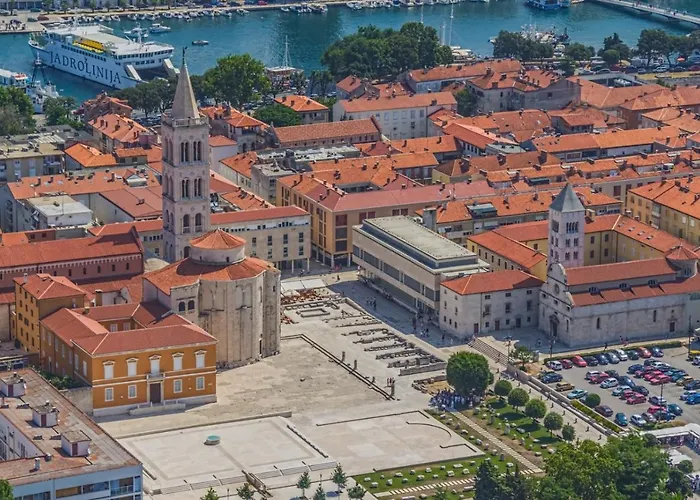 In With Balcony, Air Conditioning, Wifi 858-1 Zadar