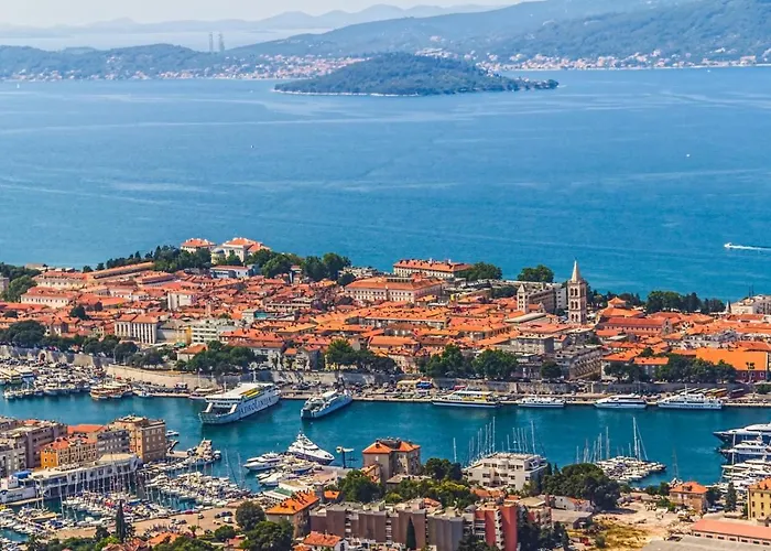 In With Balcony, Air Conditioning, Wifi 858-1 شقة *