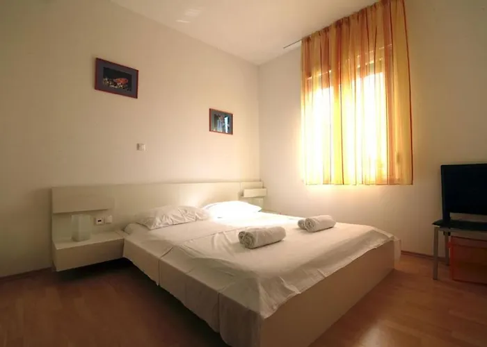 In With Balcony, Air Conditioning, Wifi 858-1 * Zadar