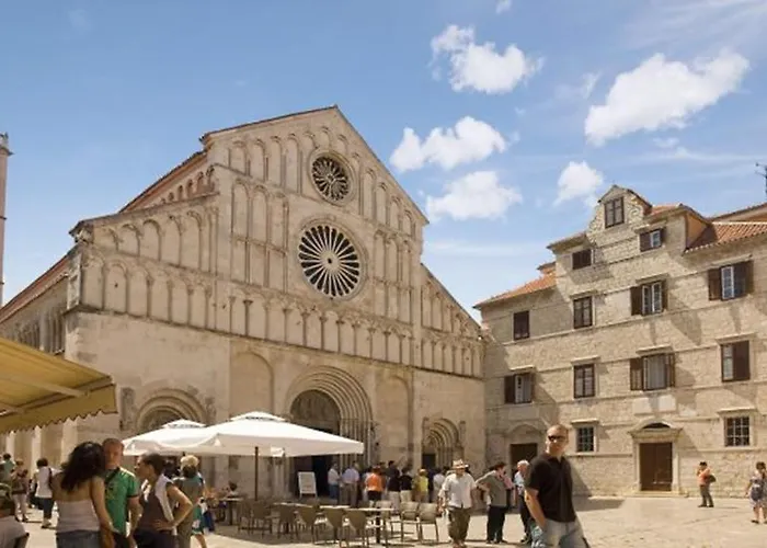 In With Balcony, Air Conditioning, Wifi 858-1 شقة