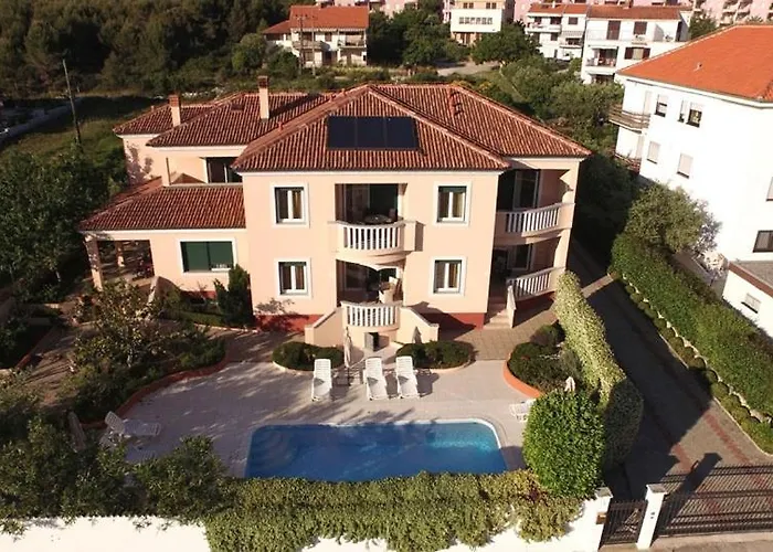 Apartamento In With Balcony, Air Conditioning, Wifi 858-1 Zadar