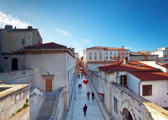 شقة In With Balcony, Air Conditioning, Wifi 858-1 زادار